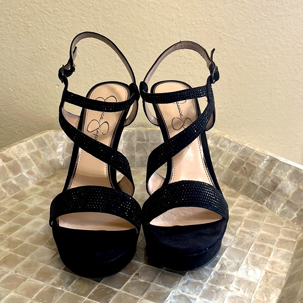 Jessica Simpson black heel + black stones. Size 8.5. 5in heel + 1in platform.